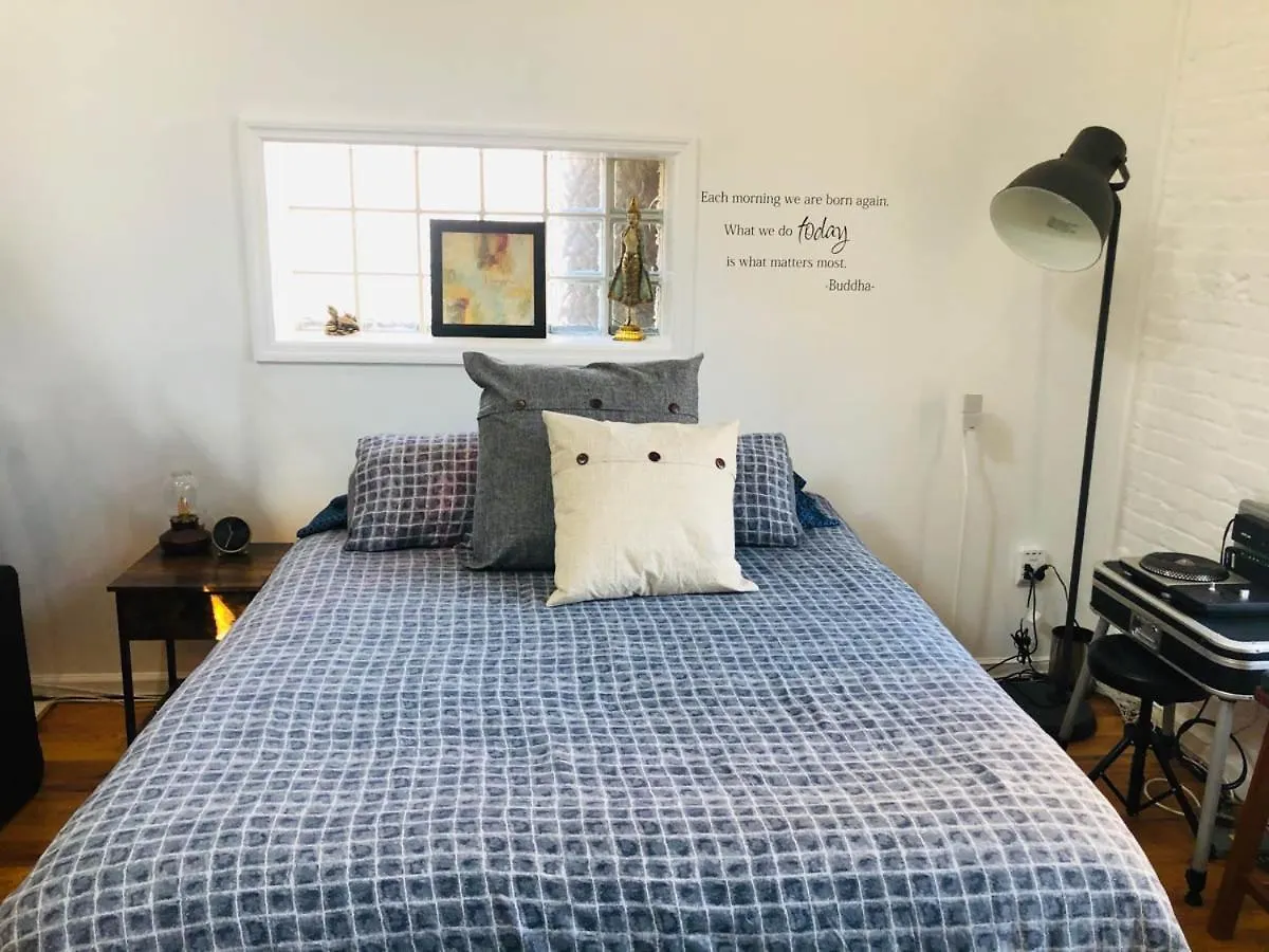 Updated Amazing Bi -Level Condo Minutes From Water Views Of New York City North Bergen Apartment